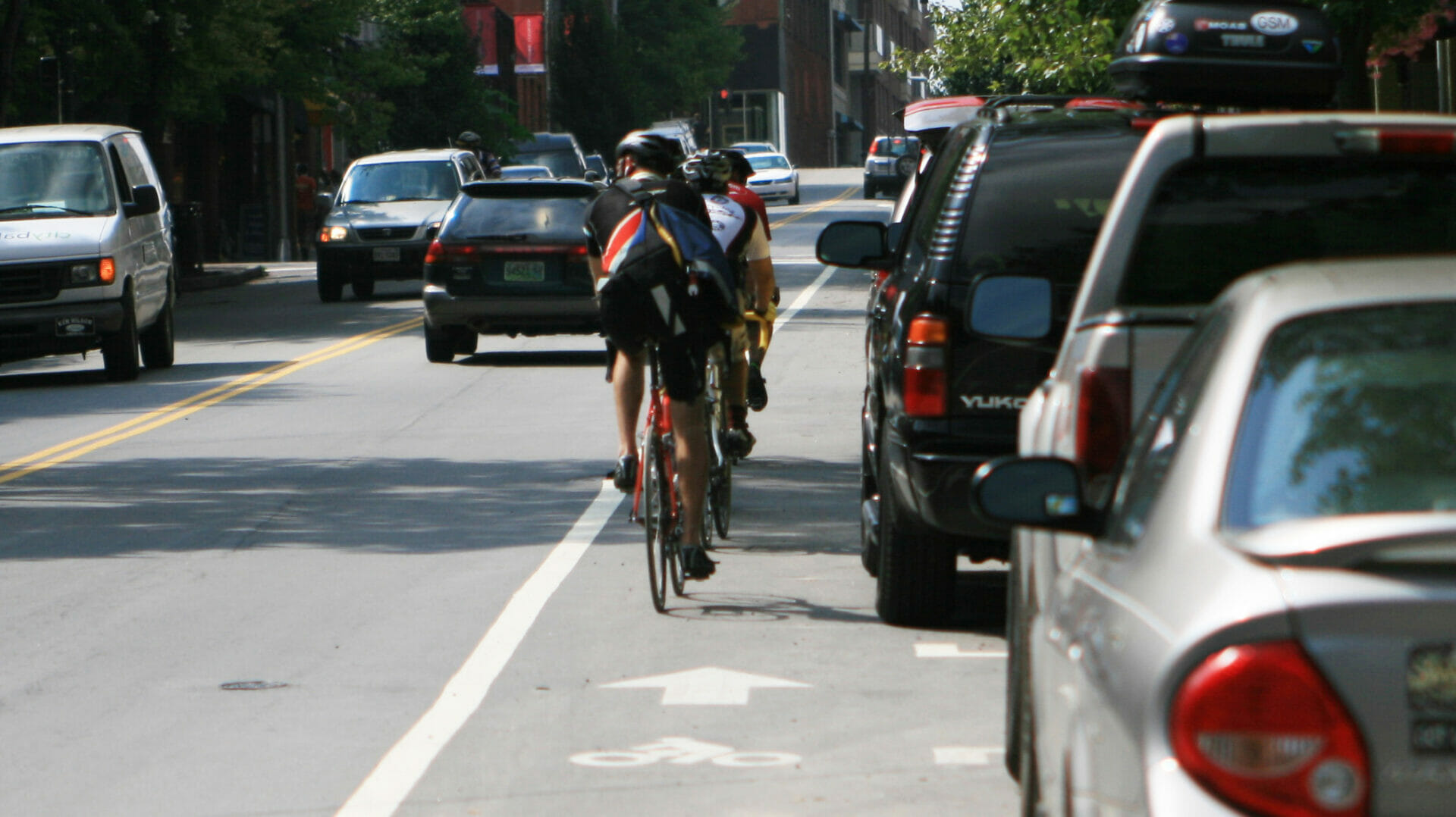 Dooring Enhanced or Avoided by Bike Lane Design CyclingSavvy
